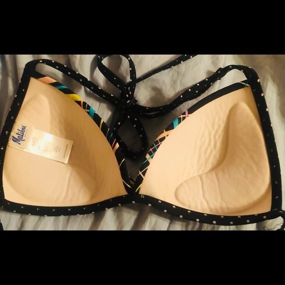 Bikini Bundle - Picture 3 of 8